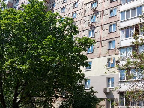 квартира за адресою Академіка Єфремова вул. (Командарма Уборевича), 17