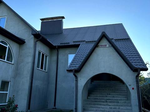 будинок за адресою Приозерна вул.