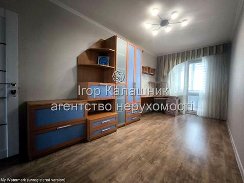 квартира за адресою Богатирська вул., 20