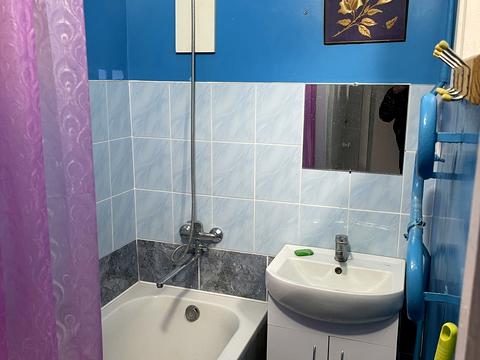 квартира за адресою Ореста Левицького вул. (Академіка Курчатова), 11