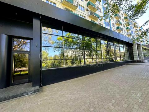 коммерческая по адресу Голосеевский просп. (40-летия Октября), 93