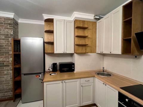 квартира за адресою Героїв Крут вул., 8