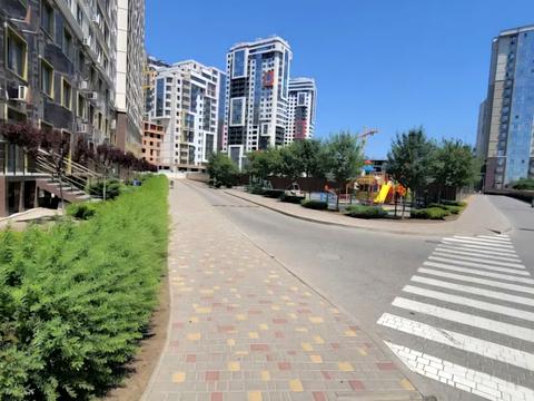 квартира за адресою Перлинна вул., 1б