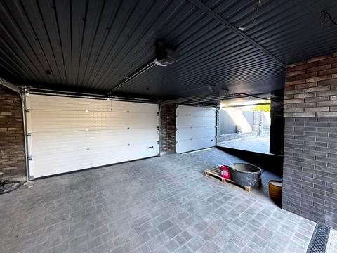 будинок за адресою Весняна вул.