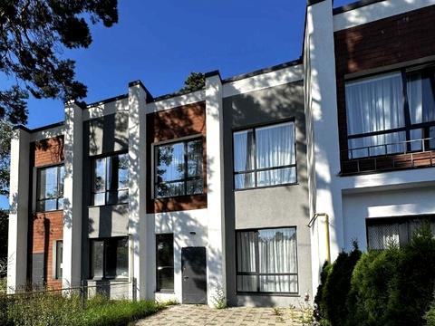 будинок за адресою Володимира Івасюка вул., 34