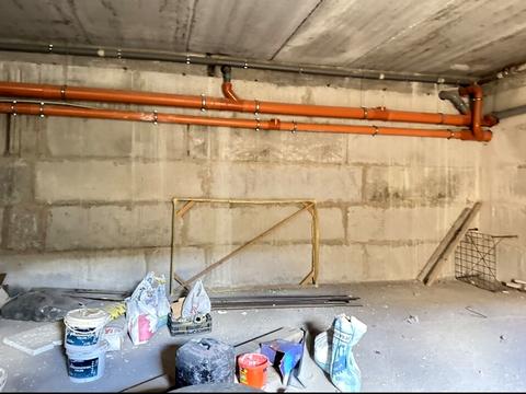 комерційна за адресою Садова вул., 22-Б