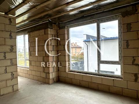 будинок за адресою Квітнева вул.