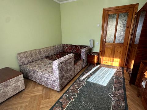 квартира за адресою Івана Кавалерідзе вул. (), 4