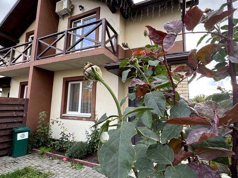 будинок за адресою Олекси Тихого пров.