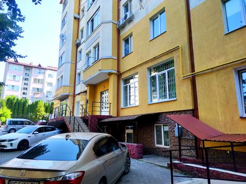 комерційна за адресою Незалежності просп., 92-З