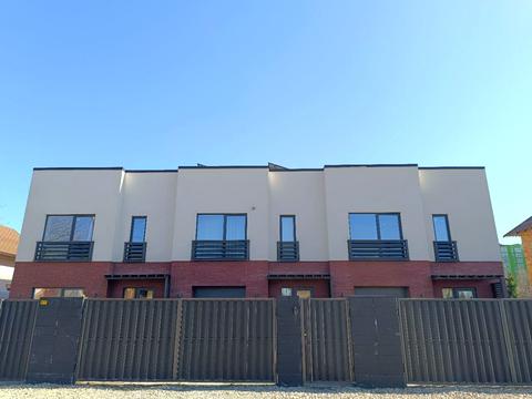 будинок за адресою 24 Серпня вул.