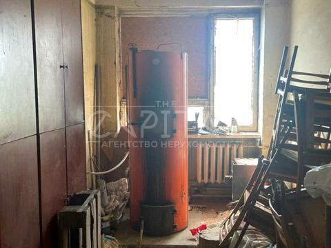 комерційна за адресою Академіка Вернадського бульв., 38