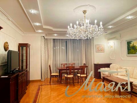 квартира за адресою Інститутська вул., 18