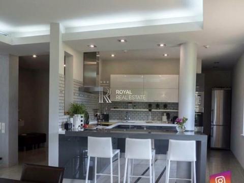 будинок за адресою Центральна