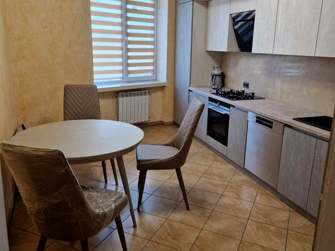 квартира за адресою Кравчука вул., 42а