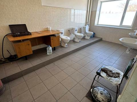 комерційна за адресою Шкільна вул., 1
