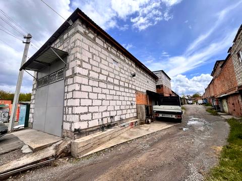 комерційна за адресою 1-й Олексія Миргородського пров., 3