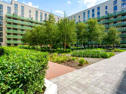 квартира за адресою Набережно-Рибальська вул., 3