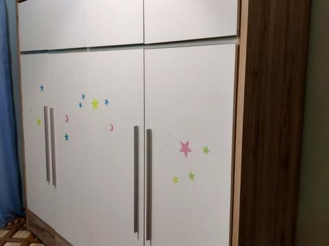 квартира за адресою Академіка Корольова вул., 104/2