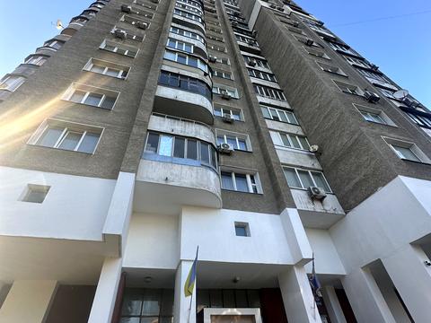 квартира за адресою Дарницький бульв., 3