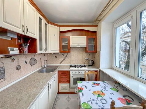 квартира по адресу Днепровская ул., 8