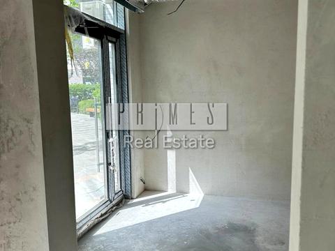 комерційна за адресою Салютна вул., 2-Б