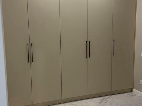 квартира по адресу Краснова ул., 3