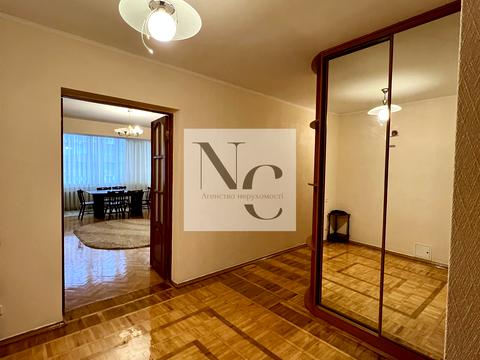 квартира за адресою Старонаводницька вул., 8