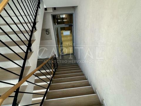 комерційна за адресою Борщагівська вул., 192