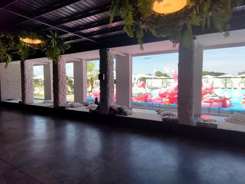 коммерческая по адресу Центральна, 1