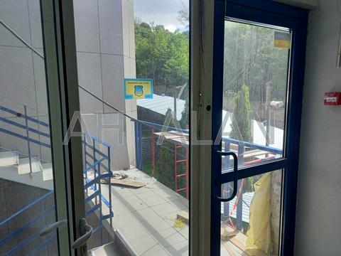 комерційна за адресою Шовковична вул., 42-44