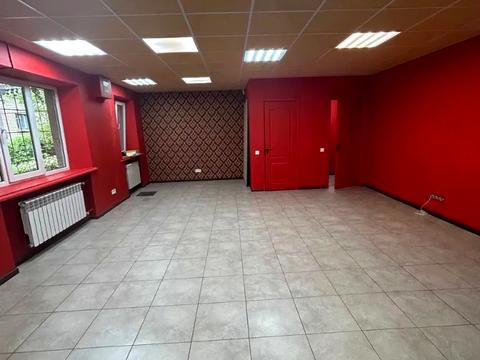 комерційна за адресою Олександра Поля просп. (Кірова), 64