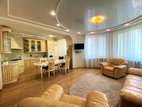 квартира по адресу Шампанский пер., 9