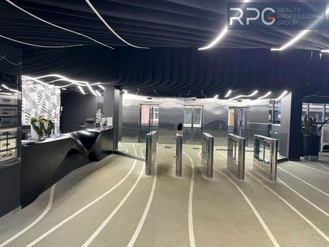 комерційна за адресою Сім'ї Прахових вул. (Гайдара), 58/10