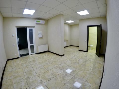 комерційна за адресою Лісківська вул., 23