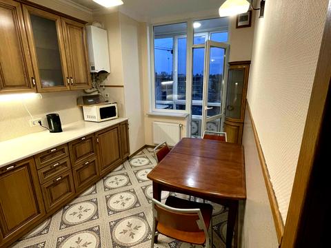 квартира по адресу Академика Ярослава Подстригача ул., 3