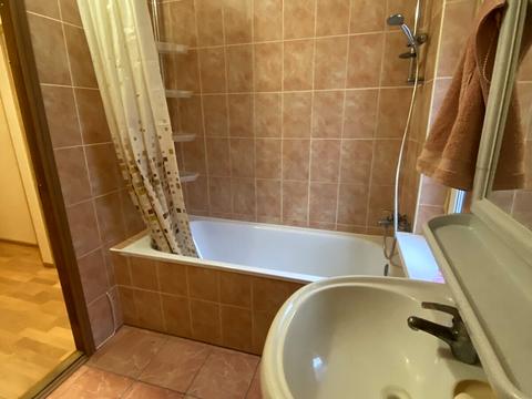 квартира за адресою Драгоманова вул., 1-Б