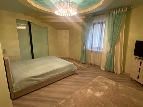 будинок за адресою Івасюка вул., 20