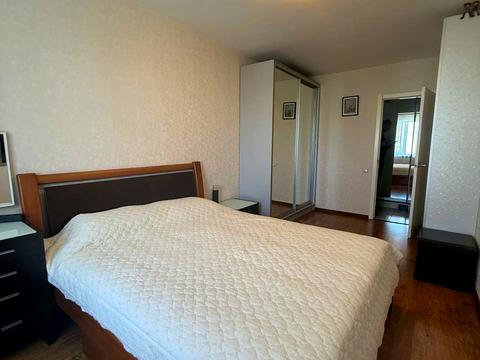 квартира за адресою Академіка Корольова вул., 26а