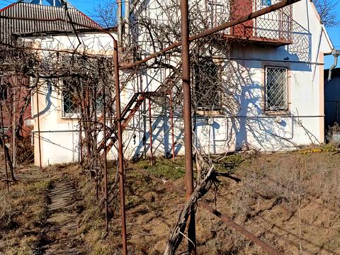 будинок за адресою Схід