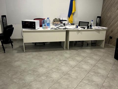 комерційна за адресою Дорошенко вул., 10