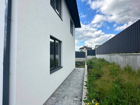 будинок за адресою Миколи Вінграновського вул. (1 Травня)