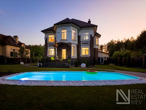 будинок за адресою Щаслива