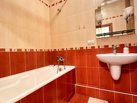 квартира по адресу Дмитриевская ул., 69
