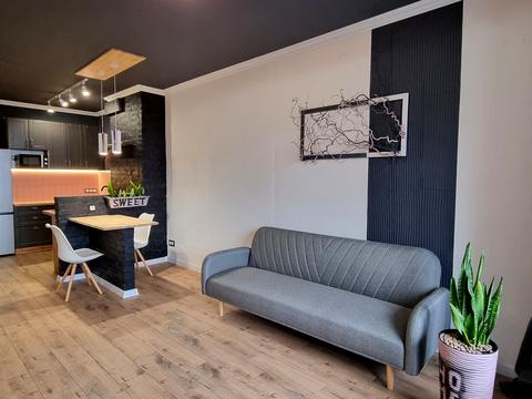 квартира за адресою Генерала Грекова вул., 4