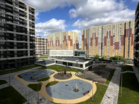 квартира по адресу Олександра Олеся ул., 5