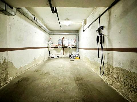 коммерческая по адресу Васильковская ул., 18