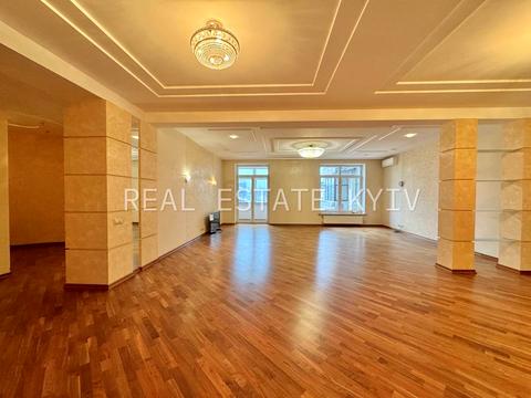 квартира по адресу Круглоуниверситетская ул., 3-5