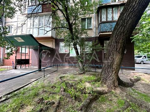 комерційна за адресою Берестейський просп. (Перемоги), 28/1
