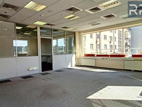 коммерческая по адресу Жилянская ул., 75